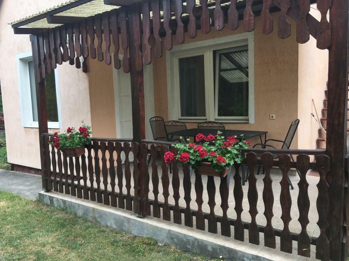 Villa Balatonfenyves - Munkácsy u. 6. Esterno foto